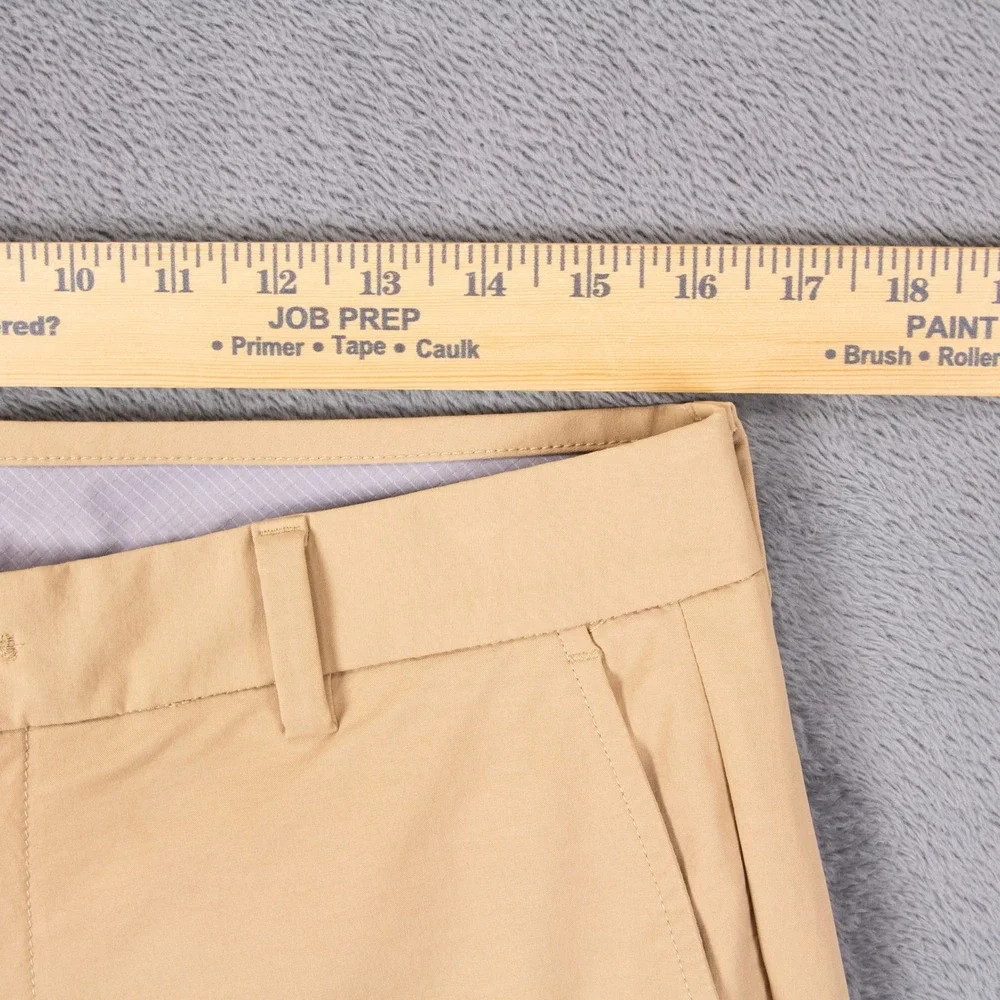 Vineyard Vines On-The-Go Pants Mens 32x30 Khaki Tan Stretch Performance Chinos